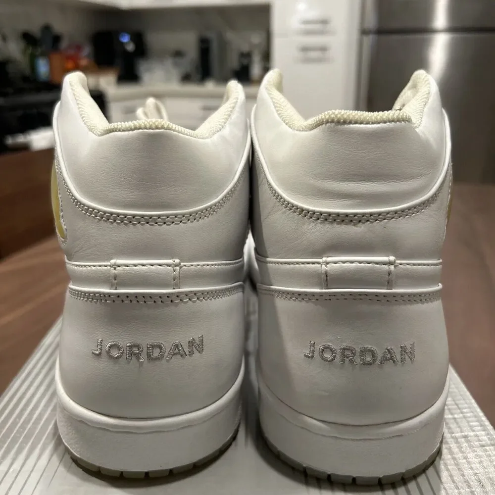 Vintage Air Jordan Retro 1 White Metallic Silver 2002 Sneakers Size 14 Pre-Owned